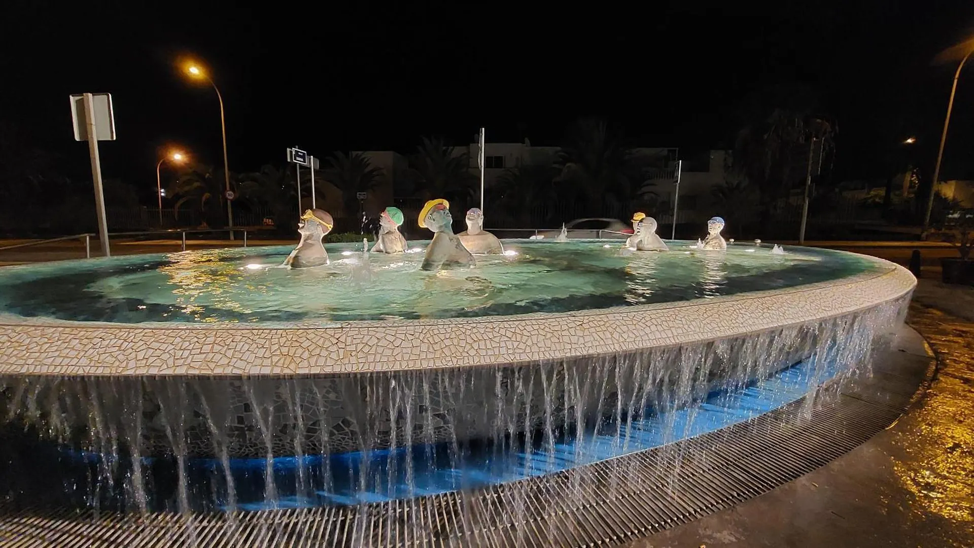 Sunny Terrace With Open View And Big Pool In South Tenerife Коста-дель-Силенцио Апартаменты